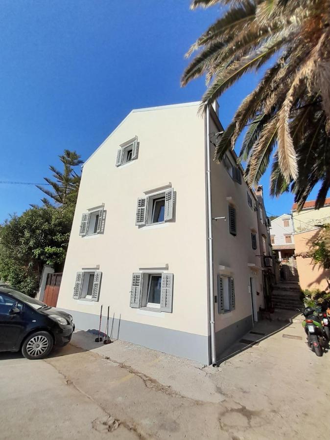 Apartment House Bucul مالي لوشينغْ المظهر الخارجي الصورة